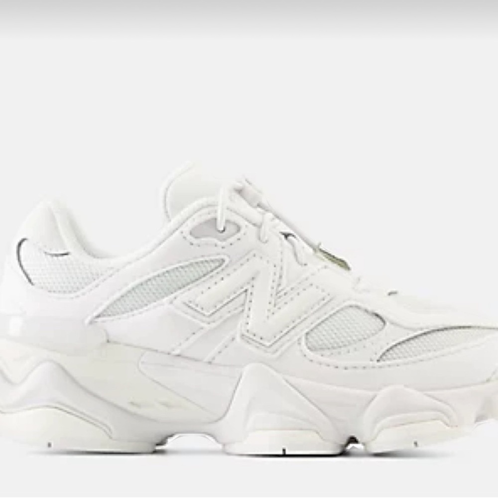 7090 new balance triple white